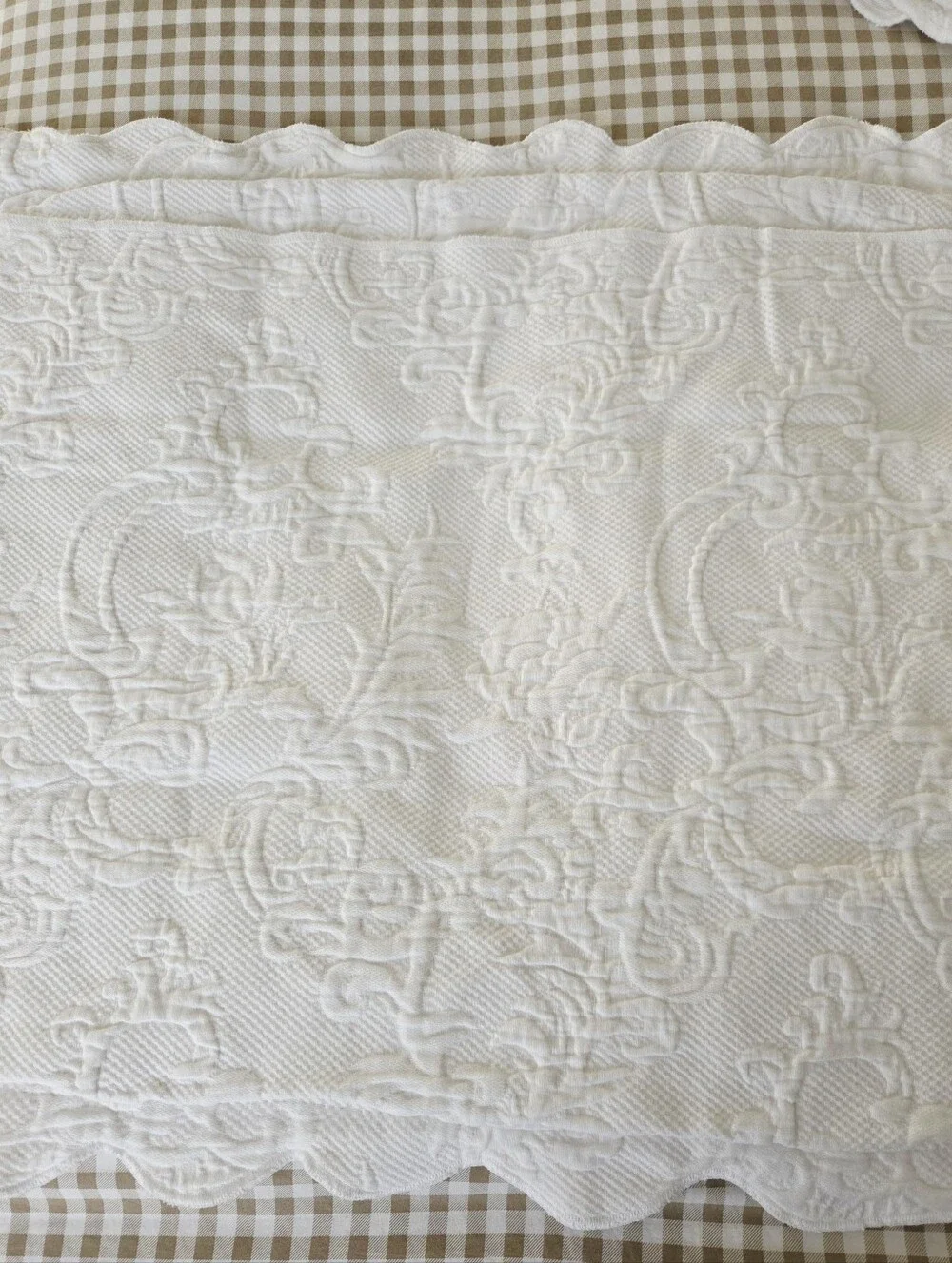 SFERRA 100% Cotton White Alice Coverlet + 2 Euro Shams With Scalloped Edges